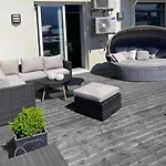 Beautiful Fjord View, High Standard, Fully Equipped Appartement *