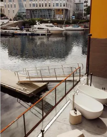 Beautiful Fjord View, High Standard, Fully Equipped Leilighet *