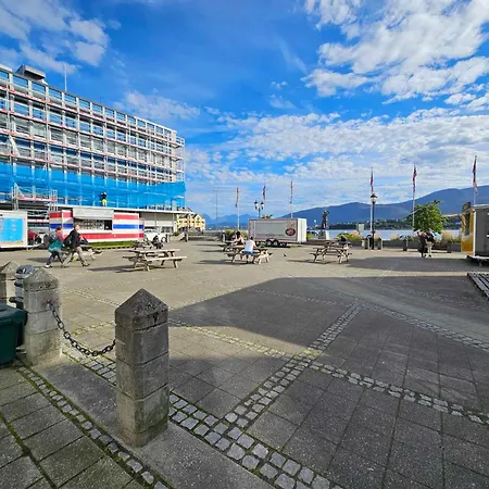 Apartamento Beautiful Fjord View, High Standard, Fully Equipped Ålesund