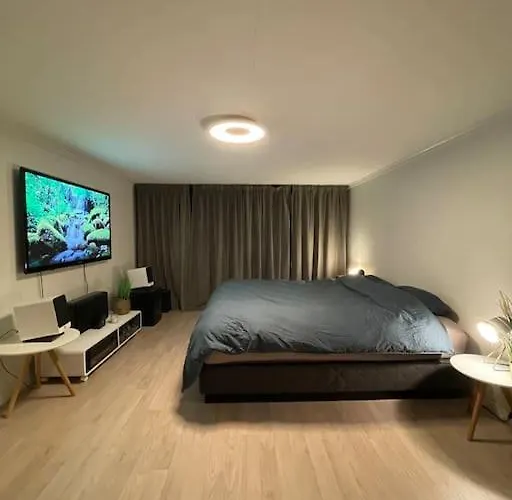 Beautiful Fjord View, High Standard, Fully Equipped Apartamento *